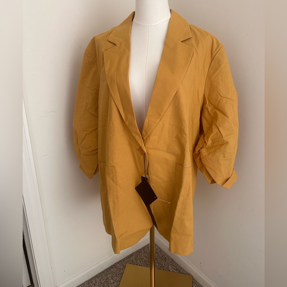 NWT!  Mina Self blazer